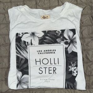 Hollister White Graphic T-Shirt